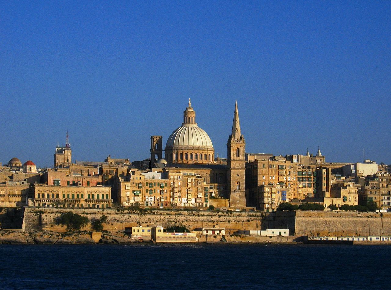 1280px Valletta skyline